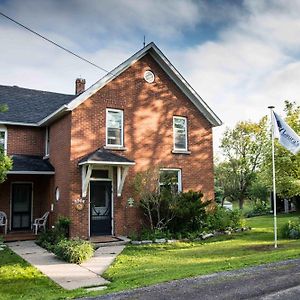 Laura'S Bed & Breakfast